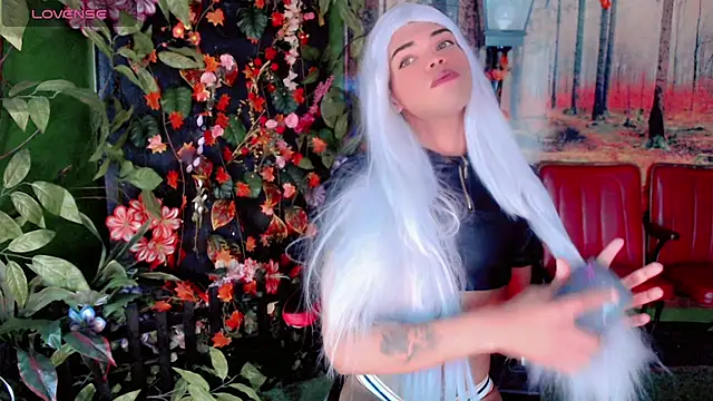 Andrea Pop  online show from 02-10-26, 07:46