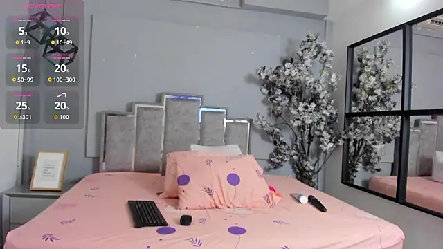 Snapshot of Nalapalmer chatting on 02-28-26, 07:46 Nalapalmer online show from 02-28-26, 07:46