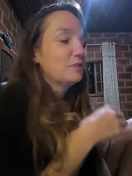 Loirinha surf online show from 02-19-26, 05:48