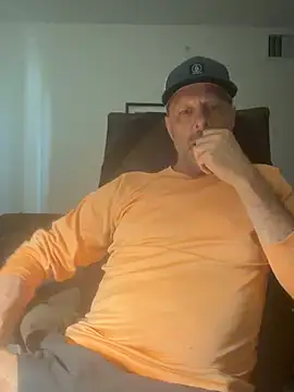 Snapshot of Floridathick chatting on 06-01-26, 08:08 Floridathick online show from 06-01-26, 08:08
