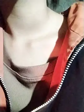 Snapshot of bigdady112 chatting on 02-13-26, 02:33 bigdady112 online show from 02-13-26, 02:33