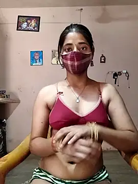 Kitti-Sharma online show from 06-27-26, 07:03