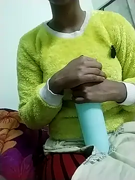 Kitti-Sharma online show from 02-11-26, 04:23