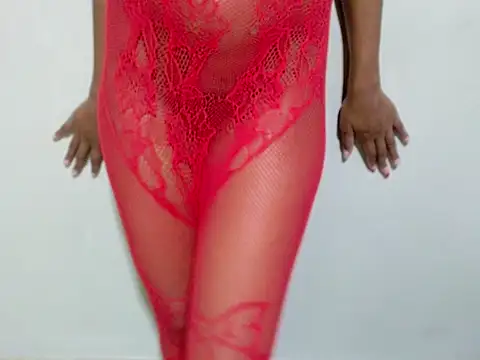 Snapshot of MzCoco chatting on 02-08-26, 01:42 MzCoco online show from 02-08-26, 01:42