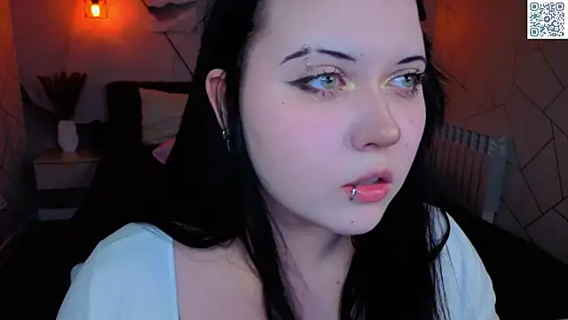 Kira G0ld online show from 05-10-26, 09:02