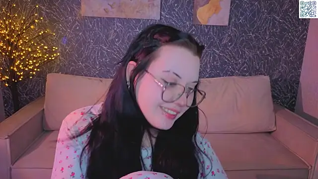 Kira G0ld online show from 05-14-26, 09:06