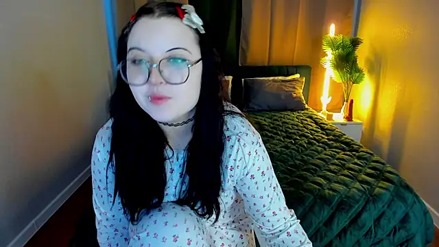 Kira G0ld online show from 03-08-26, 01:11