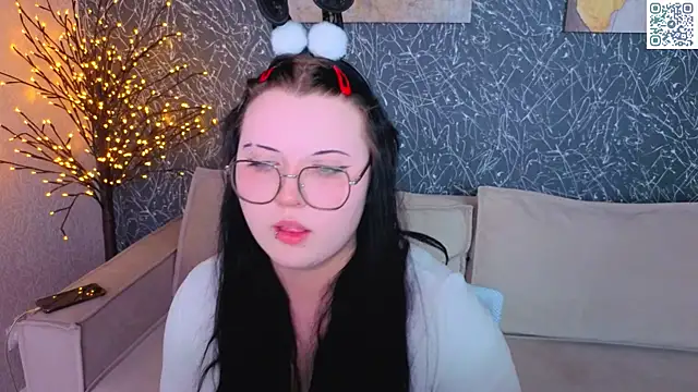 Kira G0ld online show from 05-05-26, 08:50