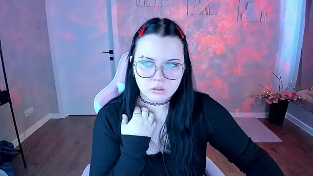 Kira G0ld online show from 04-11-26, 01:02