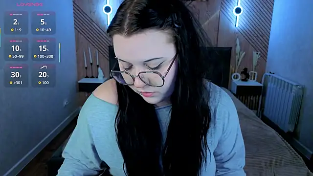 Kira G0ld online show from 05-29-26, 09:04