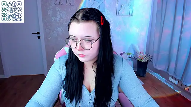 Kira G0ld online show from 04-19-26, 09:10