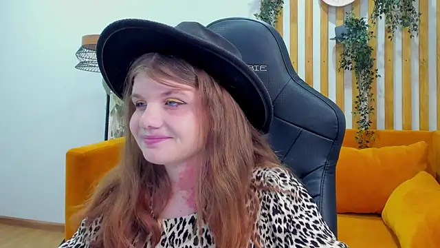 ChloeHalses online show from 07-08-26, 05:02