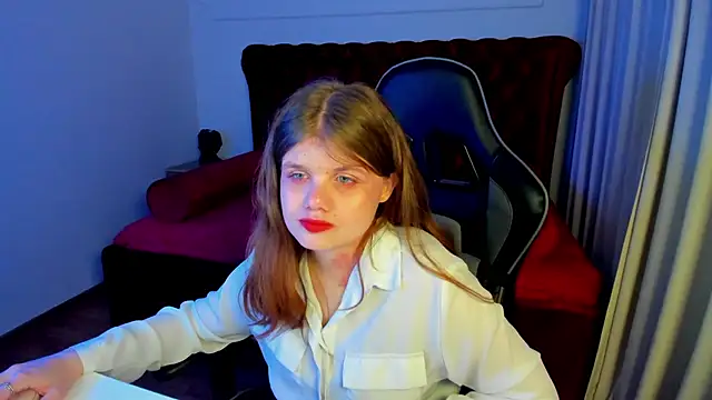 ChloeHalses online show from 05-15-26, 05:11