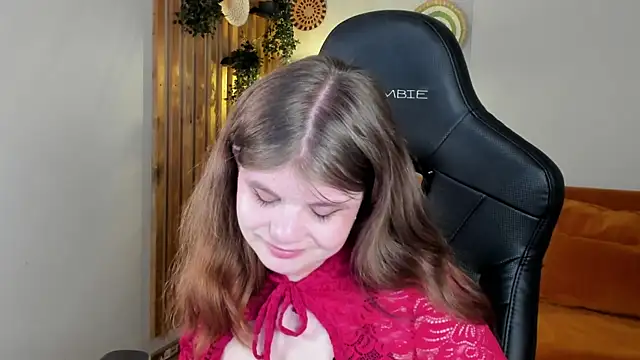 ChloeHalses online show from 05-21-26, 05:10