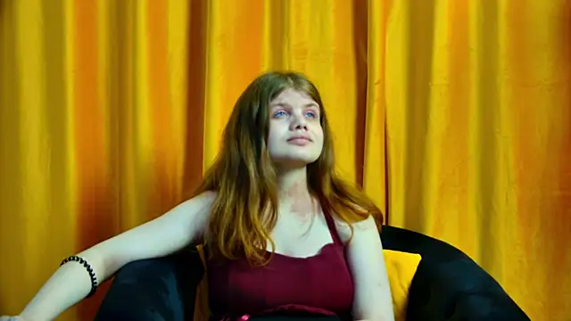 ChloeHalses online show from 05-16-26, 05:12