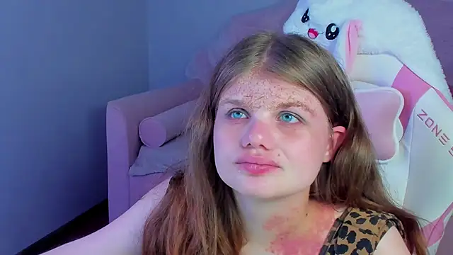 ChloeHalses online show from 05-05-26, 05:05