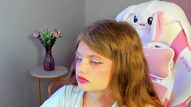 ChloeHalses online show from 06-09-26, 07:04