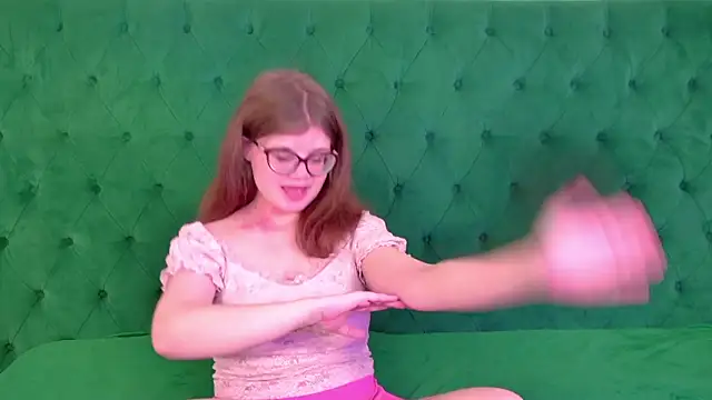 ChloeHalses online show from 03-10-26, 05:22