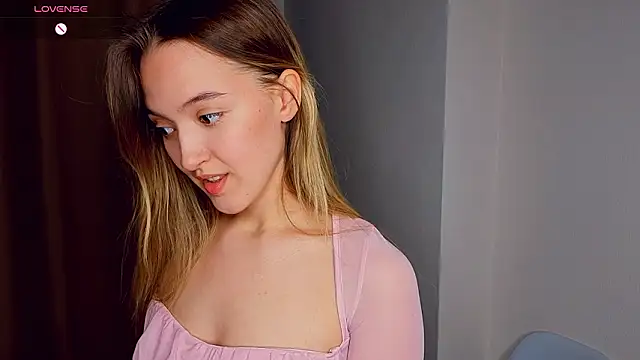 Snapshot of SupakuChan chatting on 02-10-26, 07:46 SupakuChan online show from 02-10-26, 07:46