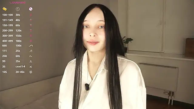 Snapshot of HannaHayles chatting on 02-27-26, 05:46 HannaHayles online show from 02-27-26, 05:46