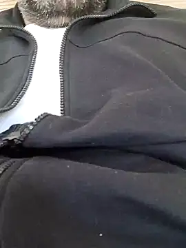 Snapshot of pericolo90 chatting on 02-17-26, 10:45 pericolo90 online show from 02-17-26, 10:45