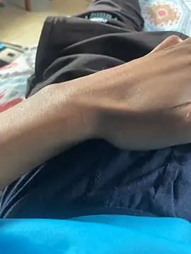 youngsterSA223 online show from 04-15-26, 12:21