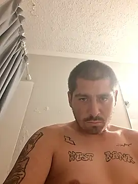 Dede5o4 online show from 04-15-26, 02:39