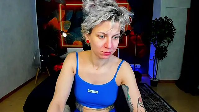 Snapshot of strip_dancer chatting on 03-02-26, 07:15 strip dancer online show from 03-02-26, 07:15