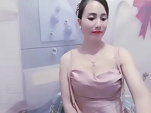 Hello-Kitty001 online show from 03-26-26, 01:53