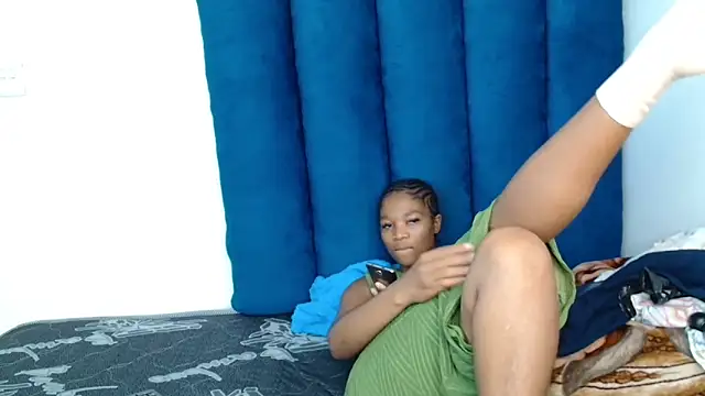 ForeverSexy  online show from 03-10-26, 02:10