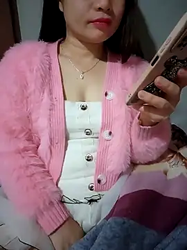 Snapshot of aki_zz69 chatting on 02-10-26, 01:43 aki zz69 online show from 02-10-26, 01:43