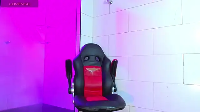 Maddye Fox online show from 03-06-26, 07:20