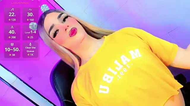 Snapshot of Maddye_Fox chatting on 02-24-26, 07:15 Maddye Fox online show from 02-24-26, 07:15