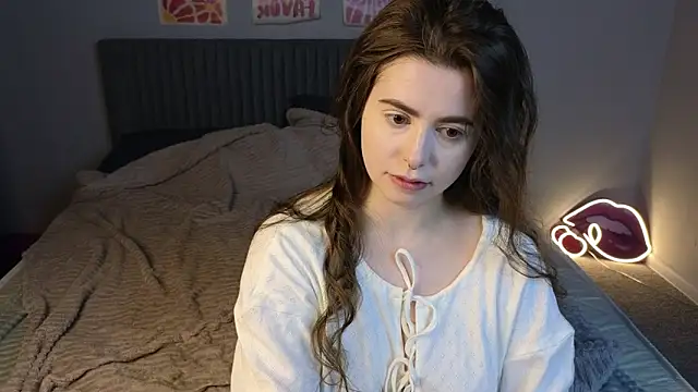 LovingWhisperr online show from 02-20-26, 01:13