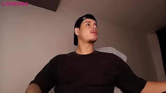 Snapshot of BjornSteel chatting on 02-04-26, 08:09 BjornSteel online show from 02-04-26, 08:09