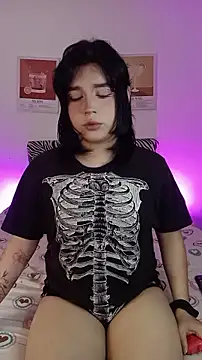 Daniellesins1 online show from 03-07-26, 05:03