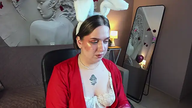 Snapshot of RachelDiRose chatting on 02-15-26, 08:08 RachelDiRose online show from 02-15-26, 08:08