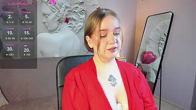 Snapshot of RachelDiRose chatting on 02-19-26, 03:14 RachelDiRose online show from 02-19-26, 03:14