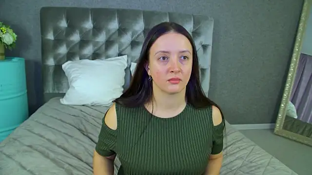 ElinaBellucci online show from 03-05-26, 04:42