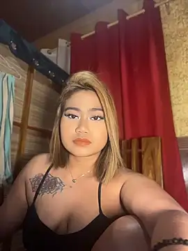 Snapshot of vien_pussy69 chatting on 07-16-26, 03:31 vien pussy69 online show from 07-16-26, 03:31