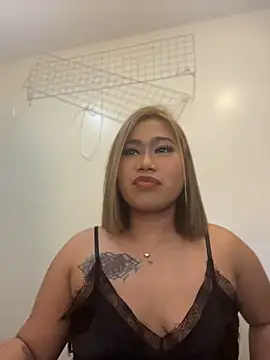 Snapshot of vien_pussy69 chatting on 06-19-26, 02:34 vien pussy69 online show from 06-19-26, 02:34