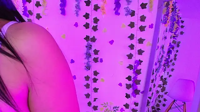 Emma Sanz   online show from 03-05-26, 03:30