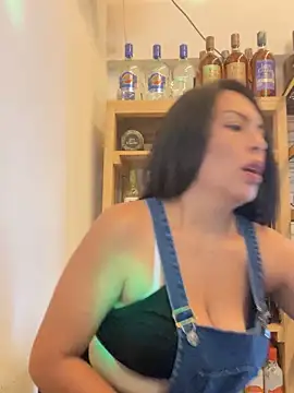 Emma Sanz   online show from 02-21-26, 01:40