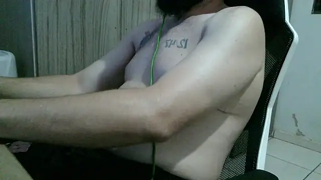 Redlovecouple online show from 02-11-26, 09:47