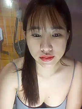 Snapshot of Yui-Ch1682 chatting on 02-23-26, 03:52 Yui-Ch1682 online show from 02-23-26, 03:52