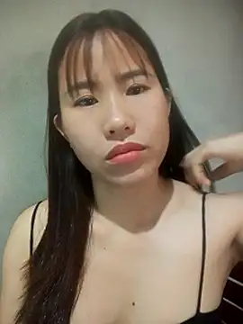 Snapshot of Yui-Ch1682 chatting on 02-06-26, 08:32 Yui-Ch1682 online show from 02-06-26, 08:32