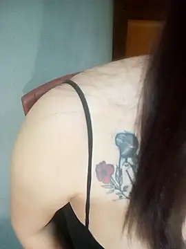 Snapshot of Yui-Ch1682 chatting on 02-12-26, 12:49 Yui-Ch1682 online show from 02-12-26, 12:49