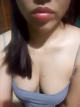 Snapshot of Yui-Ch1682 chatting on 02-06-26, 09:44 Yui-Ch1682 online show from 02-06-26, 09:44