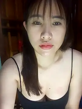 Snapshot of Yui-Ch1682 chatting on 02-19-26, 12:24 Yui-Ch1682 online show from 02-19-26, 12:24