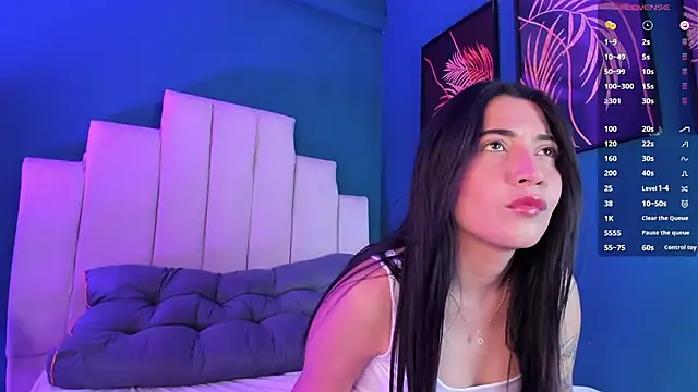 Adrienne   online show from 03-09-26, 08:23